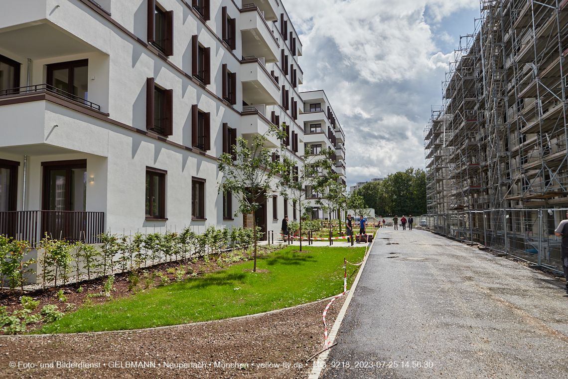 25.07.2023 - Rundgang im Alexisquartier in Neuperlach
